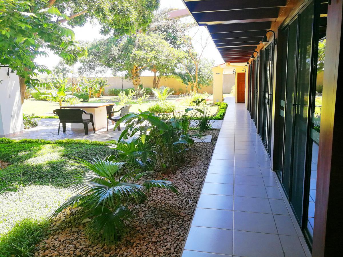 Los Jazmines Hotel Resort Warnes Zewnętrze zdjęcie