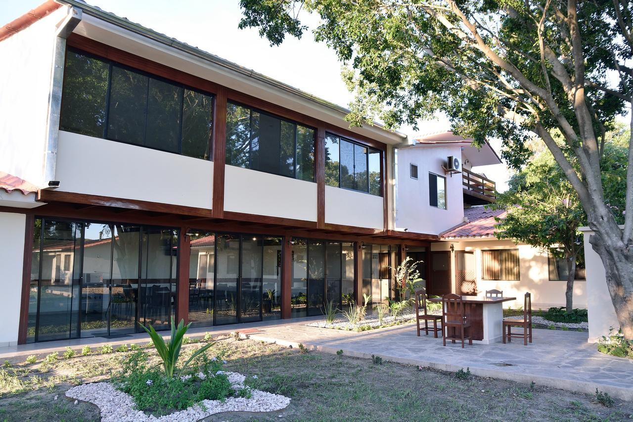 Los Jazmines Hotel Resort Warnes Zewnętrze zdjęcie